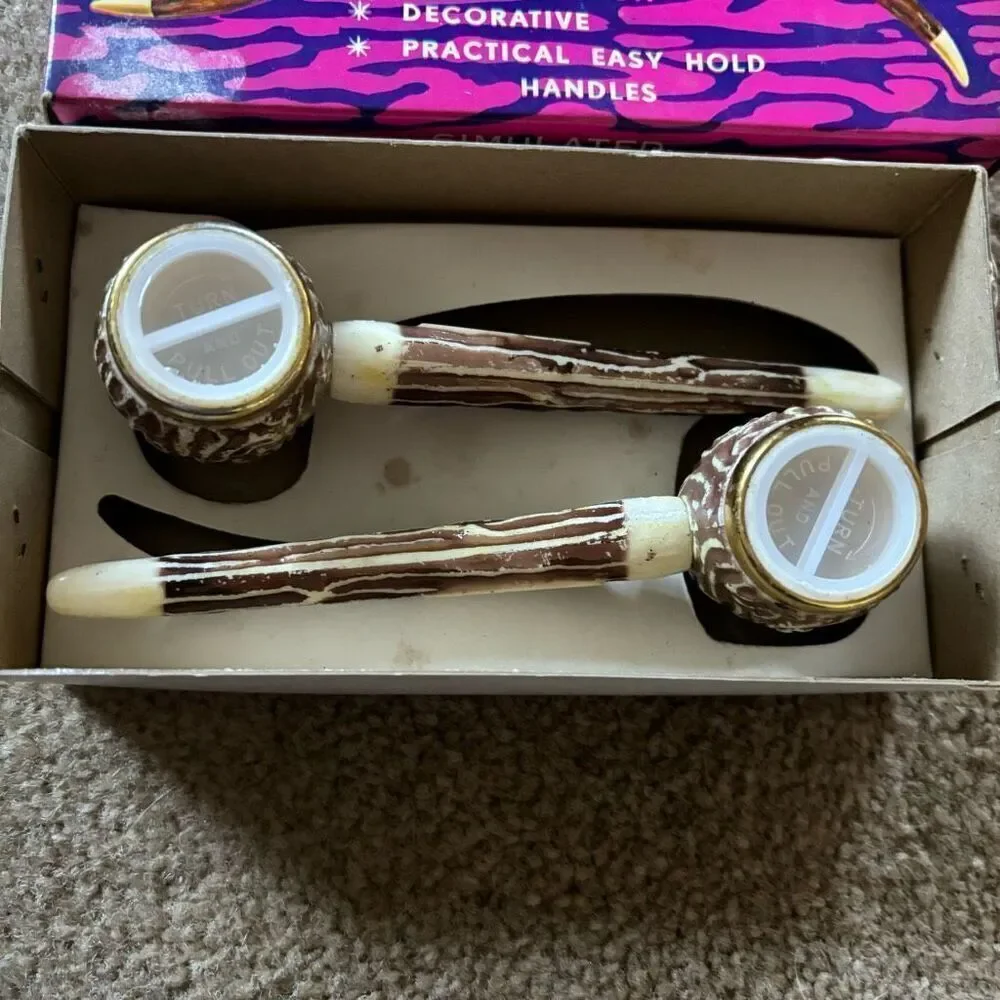 Simulated Stag Horn Salt & Pepper Set *Nice*